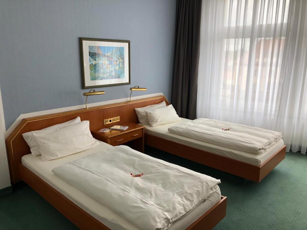 Hotel Kaiserhof Fürstenwalde Eksteriør billede