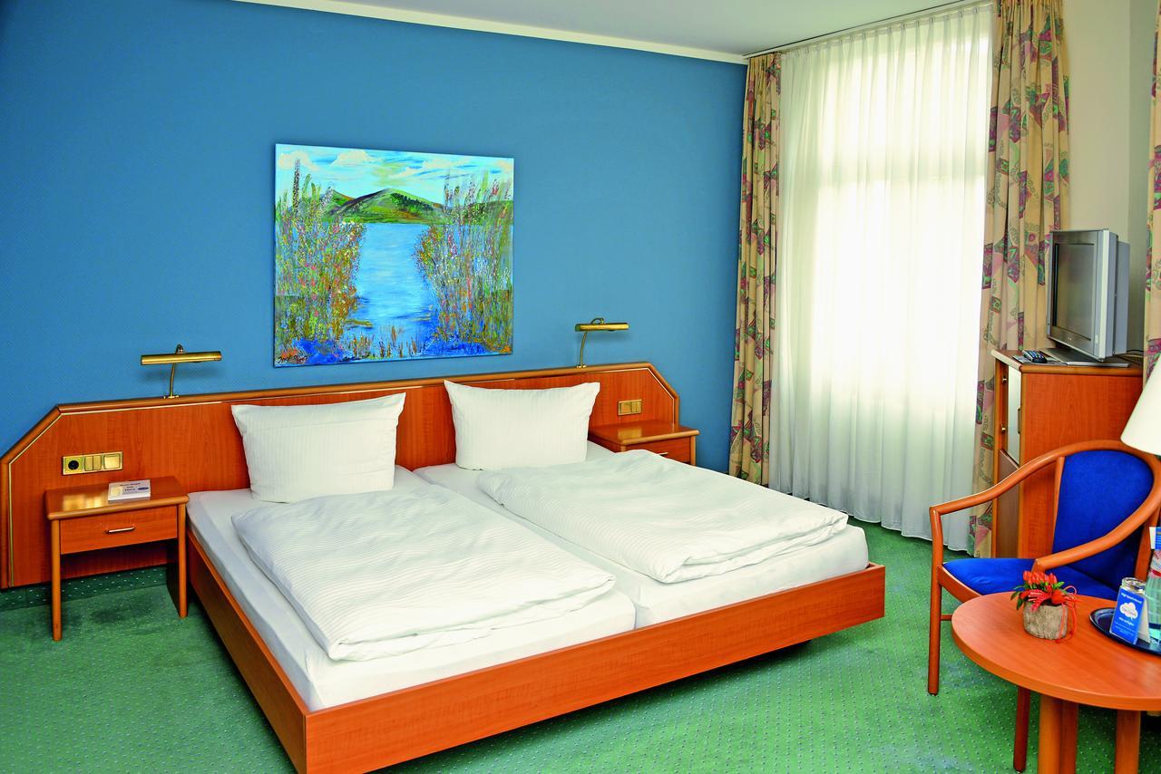 Hotel Kaiserhof Fürstenwalde Eksteriør billede