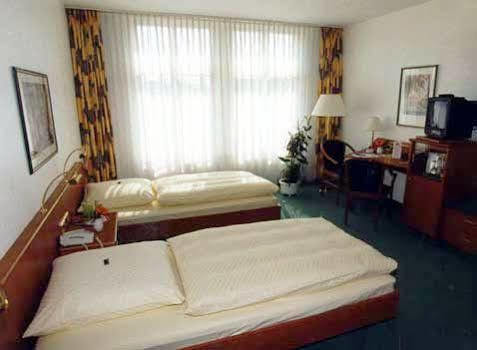 Hotel Kaiserhof Fürstenwalde Eksteriør billede